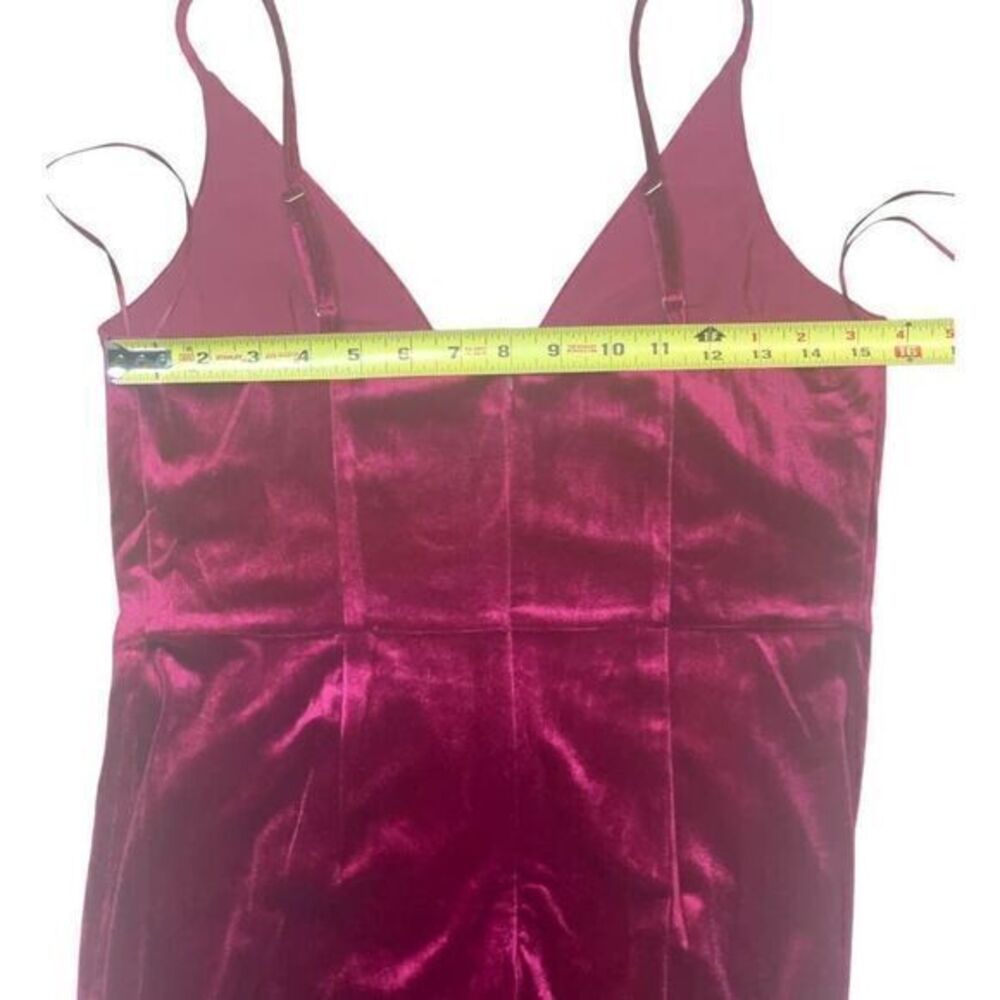 Yumi Kim Revolve Felicity Dress v-neck with a tulip skirt Red Wine Velvet Medium - Picture 8 of 11